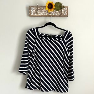 BANANA REPUBLIC Women’s Navy & White Striped Boat Neck Top-Size Small